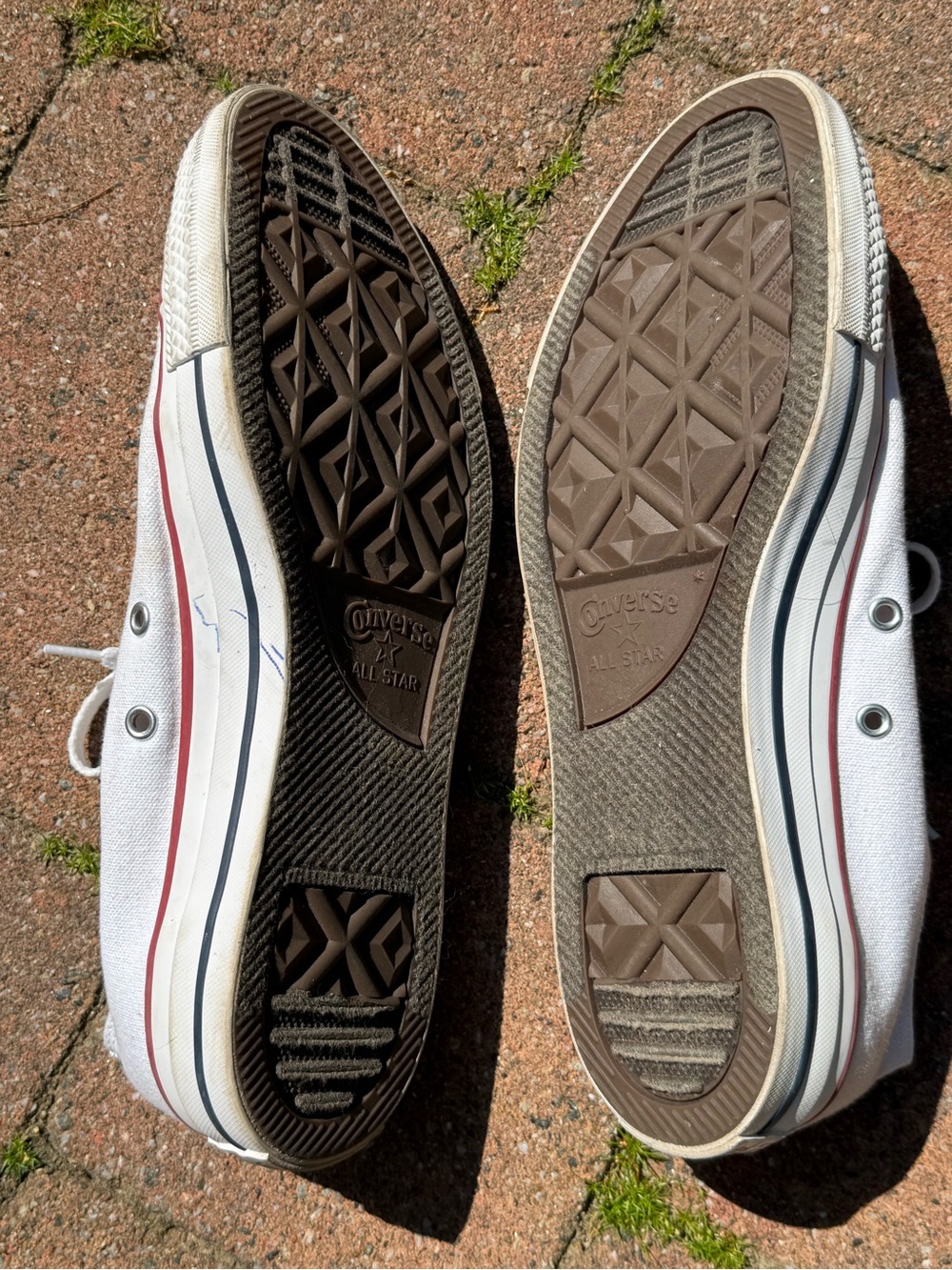 Converse Women's White Canvas Low-Top Sneakers with Red Trim - Picture 4 of 5